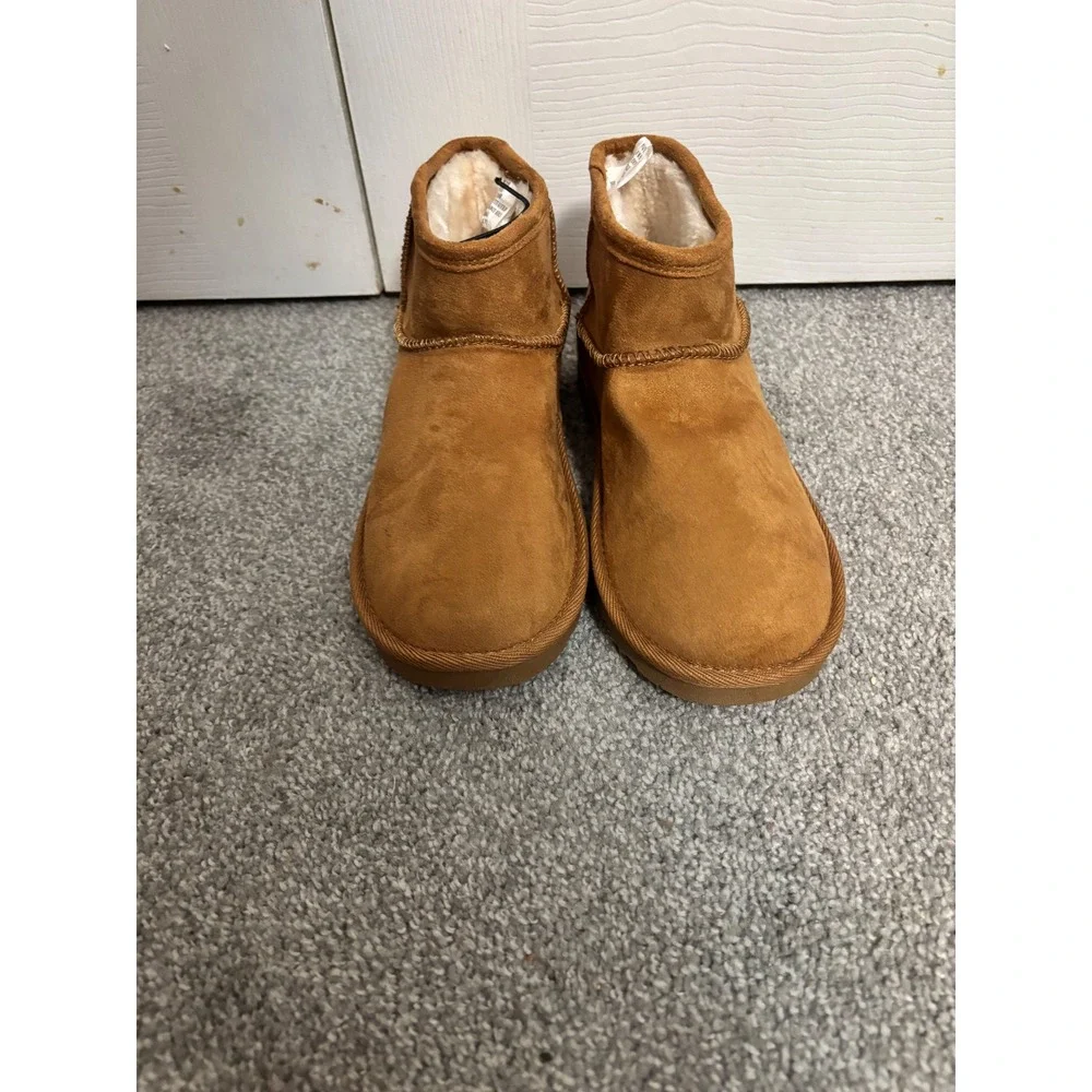 Arizona Jean Co Sandie Cognac Faux Fur Memory Foam Ankle Boots Womens 8 NEW